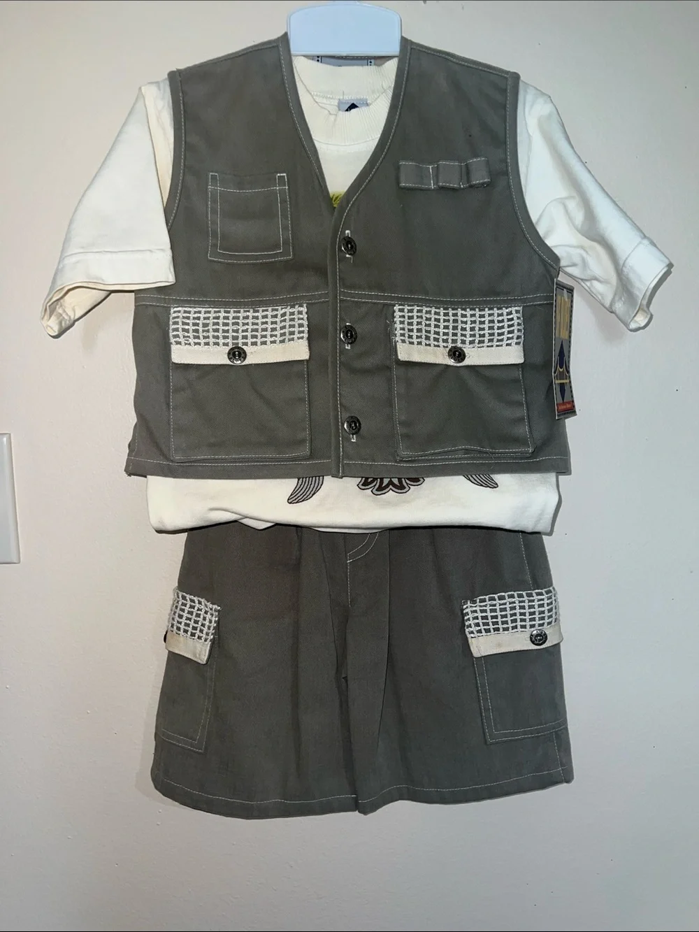 Vintage Kids 3 Piece Safari Set With Shirt, Shorts and Cargo Vest.​